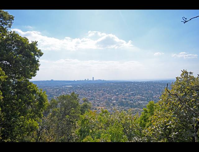 2,024M² VACANT LAND FOR SALE IN LINKSFIELD RIDGE